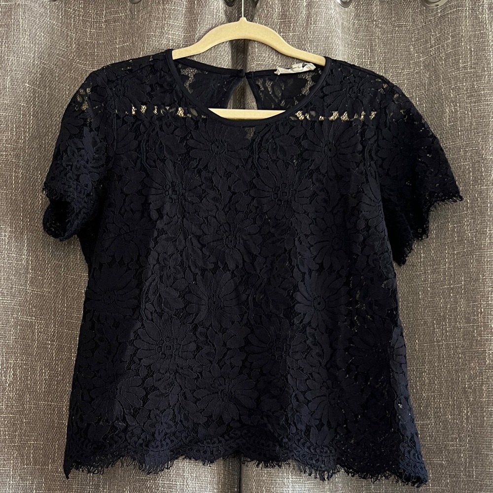 Rebellion brand navy blue lace floral sheer short sleeve top - size Large